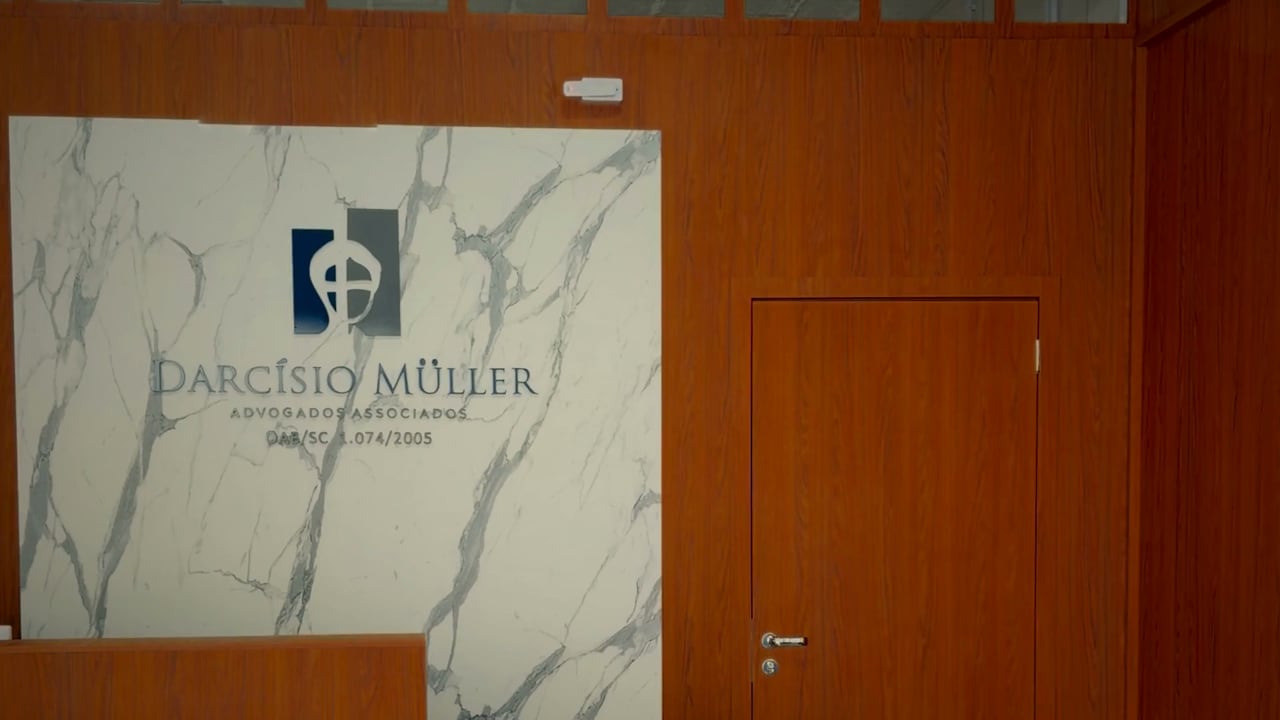 Darcísio Müller e Advogados Associados